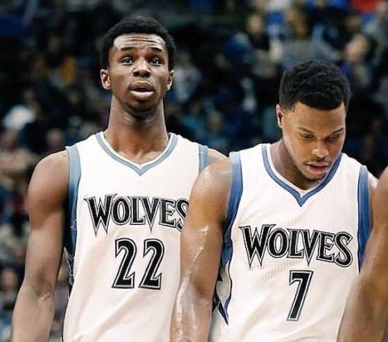 自多元背景 自多元背景