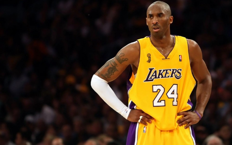 度时有摇摆 度时有摇摆