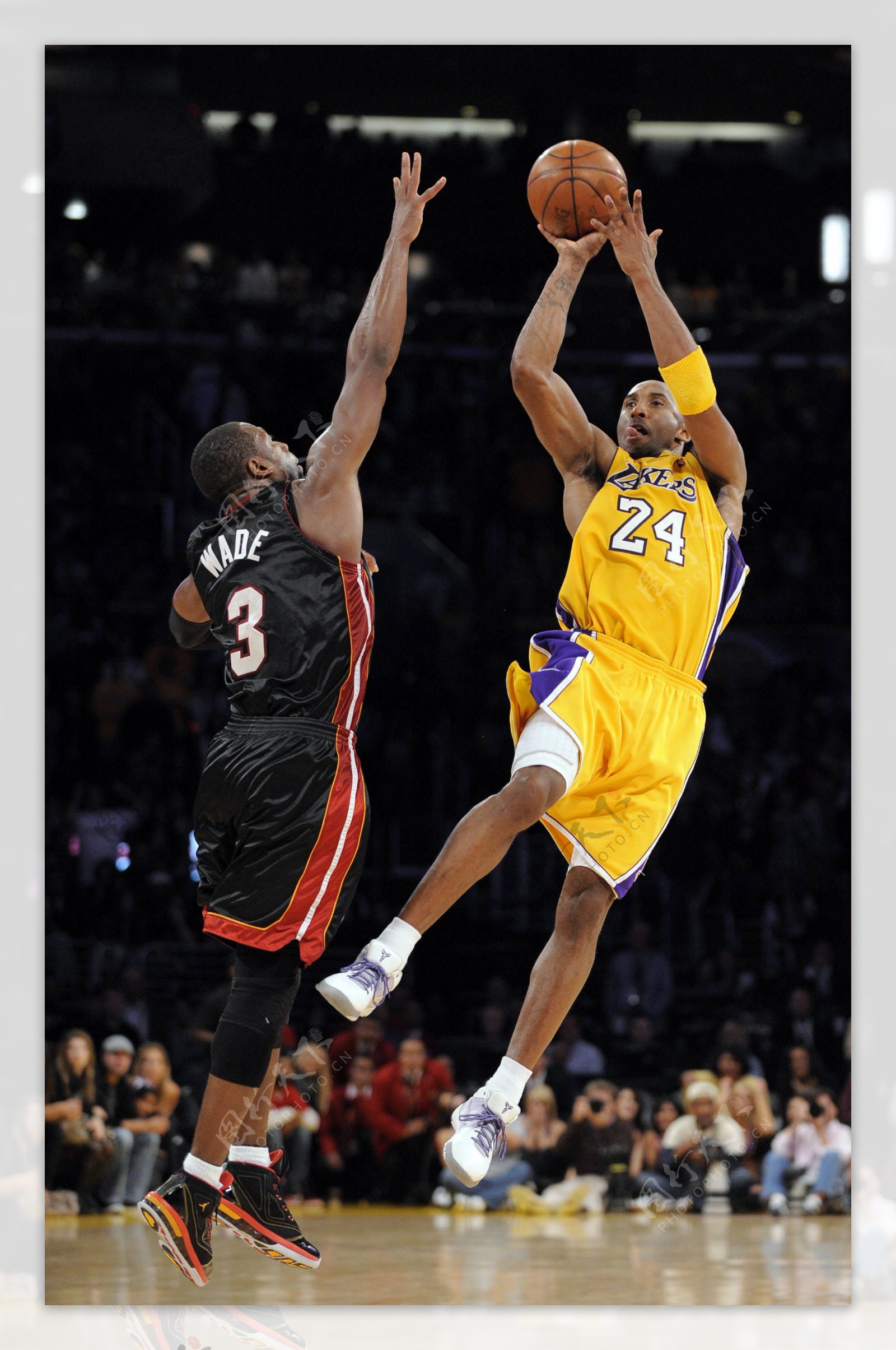 围绕边路提 围绕边路提